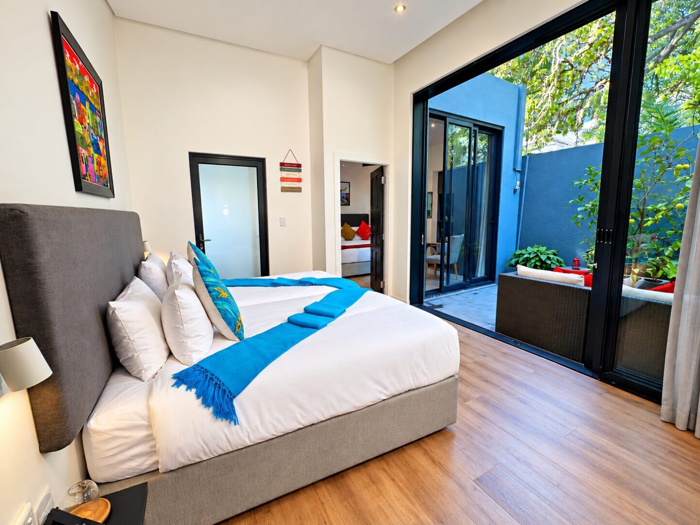 Family Suite Private Courtyard - Image 4